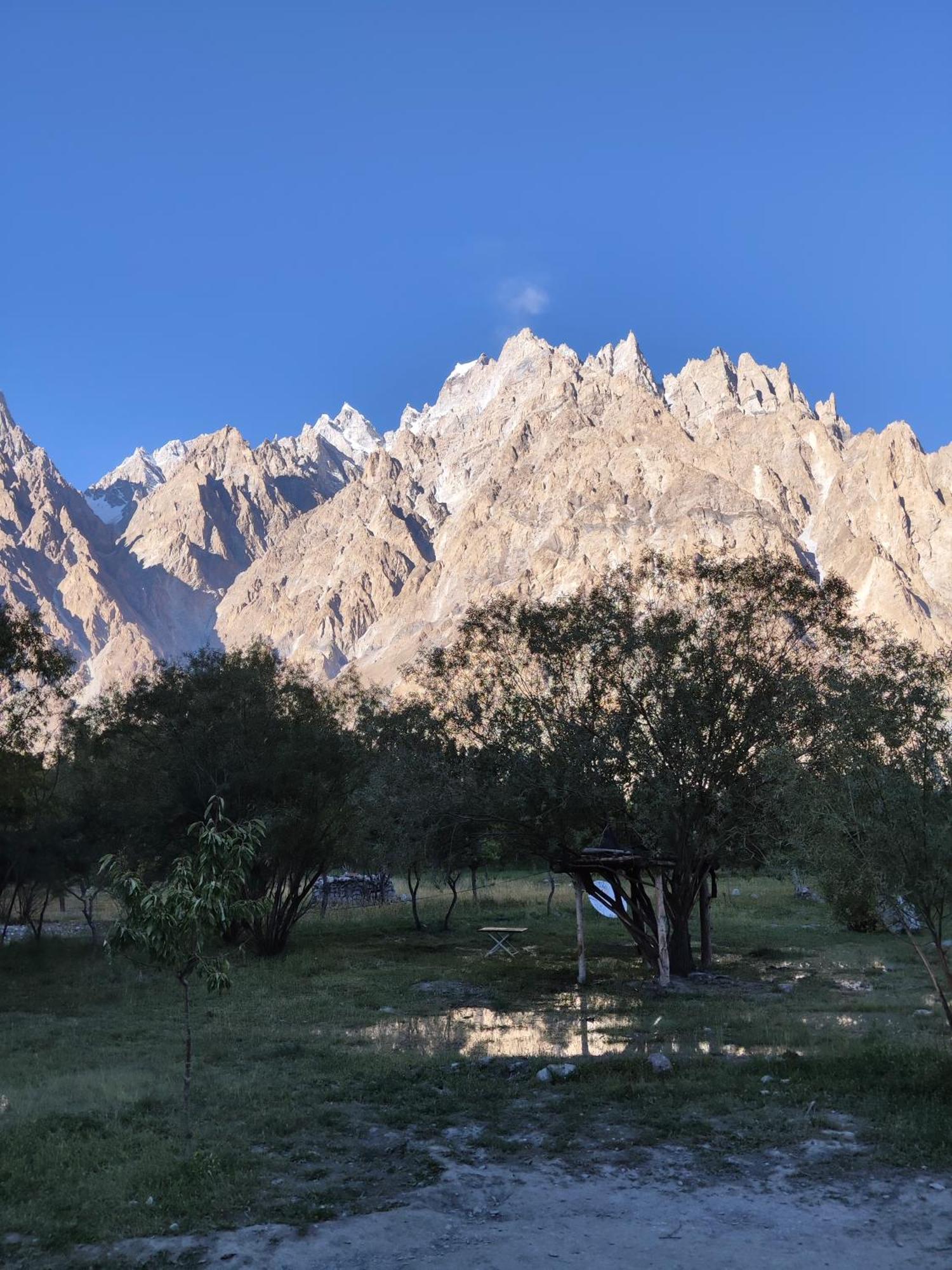Passu Cones Hotel Pasu Exterior foto