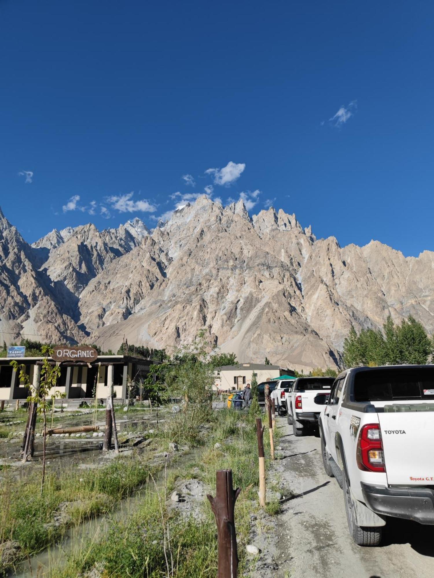 Passu Cones Hotel Pasu Exterior foto