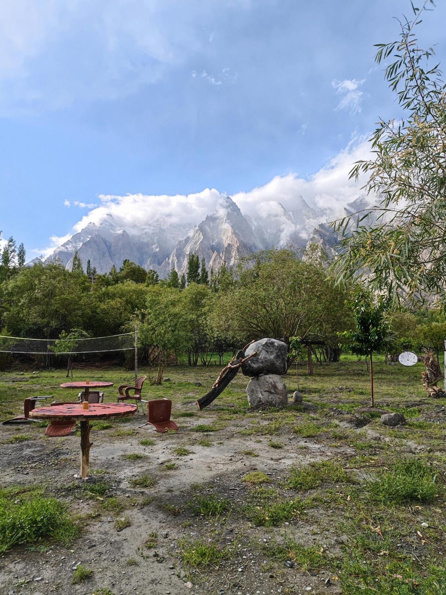 Passu Cones Hotel Pasu Exterior foto